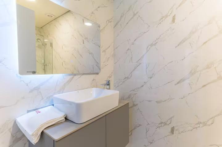 One Bedroom Suite - Marble Bathroom Vanity